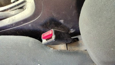 2004-2012 Mitsubishi Galant Driver Left Front Seat Belt Buckle Receiver Oem Gray