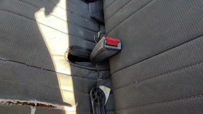 1996 Nissan Hardbody Driver Left Front Seat Belt Buckle Receiver Oem Gray