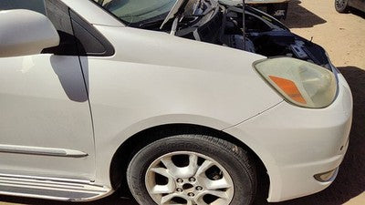 2004-2010 Toyota Sienna Passenger Right Front Fender Oem White 071 53811Ae040