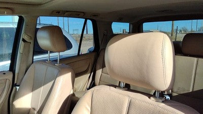 2000-2005 Mercedes Ml350 Pair Of Front Headrests Oem Left Right Set Seat Tan