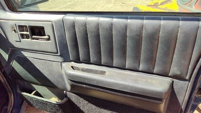 1994 Chevy S10 Blazer Passenger Right Front Door Trim Panel With Switches Black