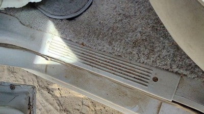 1985 Mercury Grand Marquis Driver Left Front Lower Sill Step Kick Trim Gray Oem