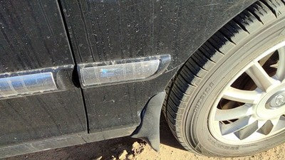2004-2005 Hyundai Xg350 Passenger Right Moulding From Fender Trim Strip Black