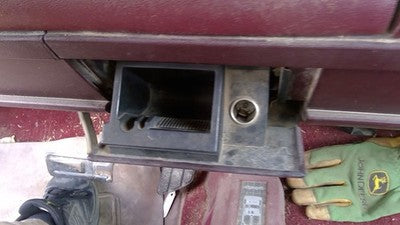 1988 Gmc Sierra 2500 Ash Tray Assembly Oem Slide Out Dash Red 15636806