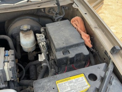 2004-2005 Buick Rainier Engine Fuse Box Power Distribution Panel Oem 4.2L