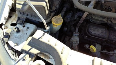 2004-2007 Dodge Caravan Windshield Washer Fluid Reservoir With Pump Wiper Tank