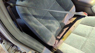 2000 Oldsmobile Intrigue Passenger Right Front Seat Belt Retractor Shoulder Gray