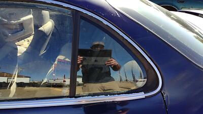 98-02 Oldsmobile Intrigue Driver Left Rear Vent Window Back Door Glass Wth Frame