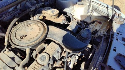 85 Pontiac Sunbird Complete Air Intake Cleaner Filter Box Housing With Tube 1.8L
