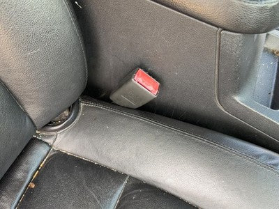 06-07 Fivehundred Passenger Right Front Seat Belt Buckle Receiver Oem Black Hw