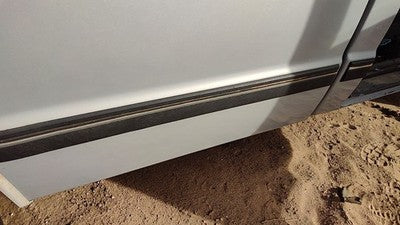 1989 Chevy S10 Pickup Passenger Right Rear Moulding On Front Of Box Oem