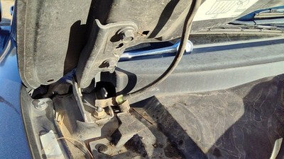 2004-11 Mitsubishi Endeavor Pair Of Hood Hinges Left Right Oem C04 Mineral Beige