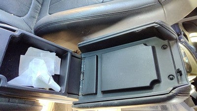 2007-2012 Gmc Acadia Center Console Lid Only Oem Arm Rest Fold Down Black