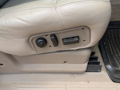 01 Suburban Passenger Right Side Power Seat Switch With Trim Panel Oem Tan 52I
