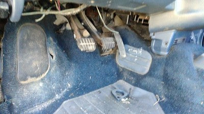 1995 Nissan Pathfinder Complete Clutch And Brake Pedal Assembly Oem