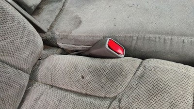 1998 Buick Lesabre Passenger Right Front Seat Belt Buckle Receiver Oem Grey 17C