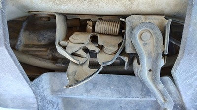 2005-2007 Dodge Caravan Hood Latch Assembly With Bracket Oem