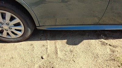 04-08 Grand Prix Passenger Right Lower Rocker Panel Moulding Side Stealth Gray