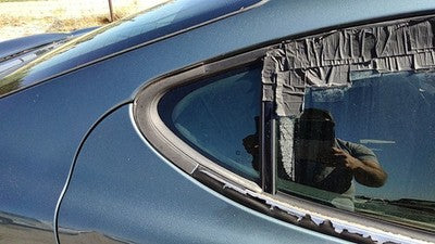 04-08 Grand Prix Passenger Right Rear Vent Window Back Door Glass With Frame