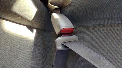 2000-2001 Dodge Neon Driver Left Front Seat Belt Buckle Receiver Oem Gray B7L5