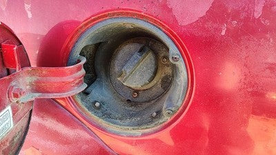 1990-1993 Grand Prix Fuel Filler Neck Assembly With Gas Cap Oem 14088147
