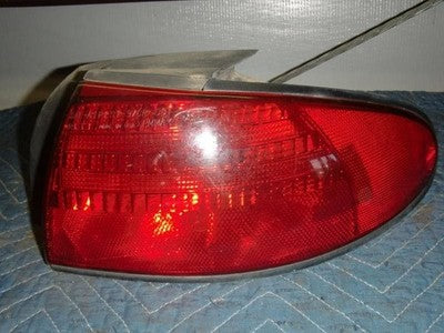 1993-1997 Dodge Intrepid Passenger Right Tail Light Brake Lamp Rear Turn Signal