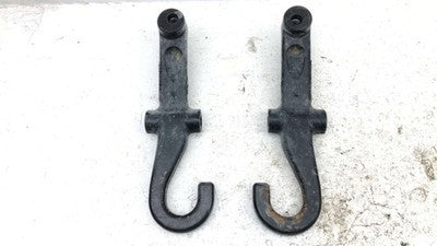 2002 Sierra 2500 Hd Tow Hook Pair Set Oem 8.1L 15020940 15020941