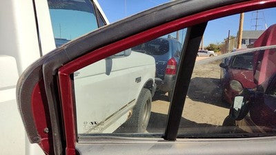 06-11 Accent Driver Left Rear Vent Window Back Door Glass With Frame 4 Door