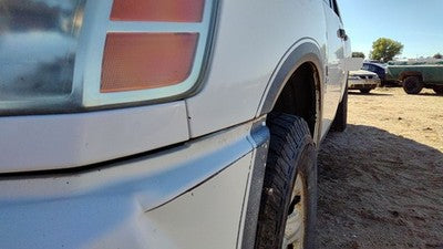 2004 Nissan Titan Driver Left Front Fender Oem Q10 White Hail 631017s031