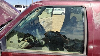 1992-2000 Gmc Yukon Driver Left Front Side Window Door Glass Oem 15696941