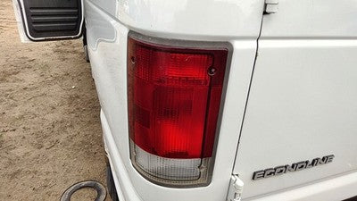 1992-2004 Ford Van E250 Driver Left Tail Light Brake Lamp Oem Rear F5Uz13405A