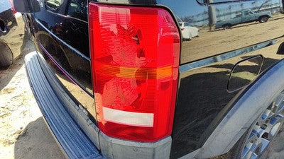 2005-2009 Land Rover Lr3 Passenger Right Tail Light Brake Lamp Oem Rear Cracked