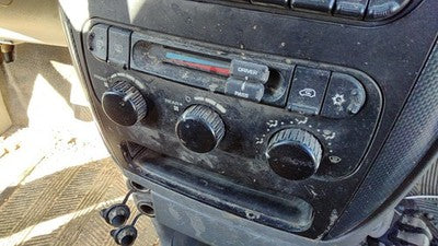 2004-2007 Dodge Caravan Temperature Control Module In Dash Heater Ac Head Unit