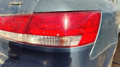 2006-2008 Hyundai Sonata Passenger Right Outer Tail Light Brake Lamp Oem Rear