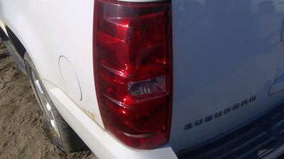 2007-2014 Chevy Suburban Driver Left Tail Light Oem Brake Lamp Rear 22837923