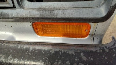 1983-1988 Ford Ranger Driver Left Front Turn Signal Light Lamp Fender Mounted