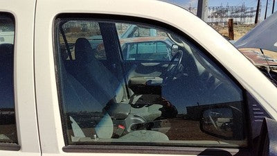 2002-06 Jeep Liberty Passenger Right Front Side Window Door Glass Oem 55360374Ah