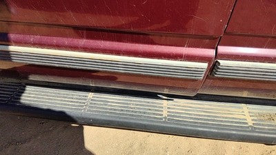 1992-2000 Gmc Yukon Driver Left Front Moulding From Door Oem Trim Strip 15565467