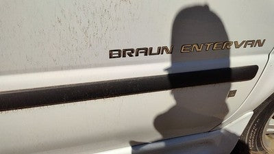 2005-2008 Chevy Uplander Passenger Right Front Moulding From Door Oem Trim Strip