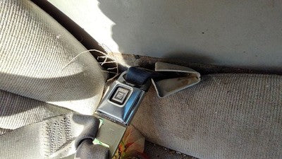 1993 S10 Blazer Passenger Right Front Seat Belt Buckle Receiver Oem Gray