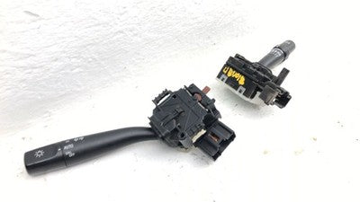 05-06 Camry Turn Signal Switch Windshield Wiper Column Control Lever Assembly
