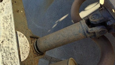96 Isuzu Npr Front Section Of Rear Driveshaft With Carrier Bearing 4Bd2 3.9L At