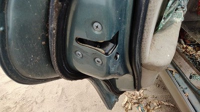 2000-2004 Legacy Outback Driver Left Rear Door Latch With Rods/Cables Oem Back