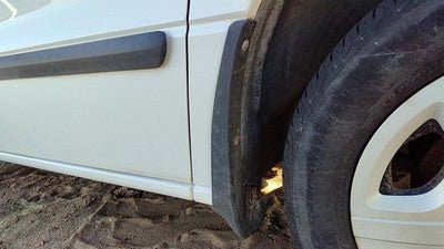 2007 Ford Freestar Passenger Right Moulding From Fender Oem Trim Strip