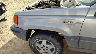 1993-1998 Jeep Grand Cherokee Driver Left Front Fender Oem Silver 55031834