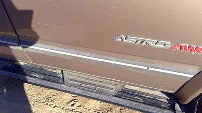 1995 Chevy Astro Passenger Right Front Moulding From Door Oem Trim Strip Brown