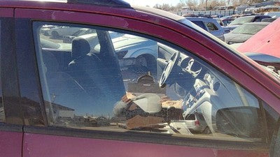2003-2006 Mitsubishi Outlander Passenger Right Front Side Window Door Glass Oem