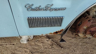 75 Cutlass Supreme Passenger Right Side Fender Chrome Moulding Badge Emblem Oem