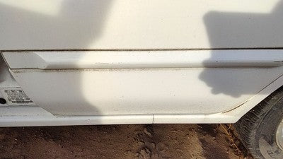00-03 Sentra Driver Left Rear Moulding From Door Back Trim Strip White Qm1