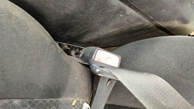 2002-2003 Jeep Liberty Driver Left Front Seat Belt Buckle Receiver Oem Gray M5dv